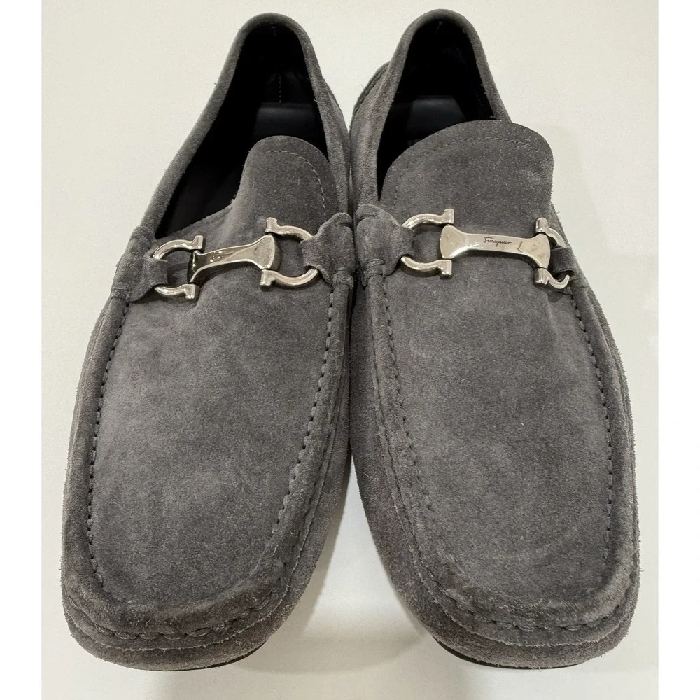 Salvatore Ferragamo Gancini Bit Grey Suede Driving loafers Mens US 9D‎
